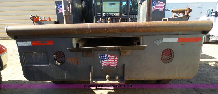 image for item K6994 2000 Ford F550 Super Duty flatbed truck