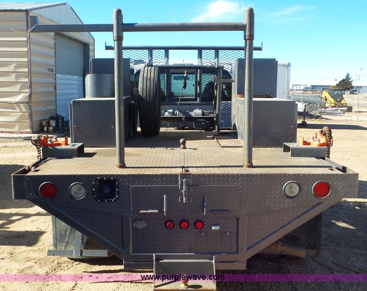 image for item K6996 2008 Ford F450 Super Duty flatbed truck