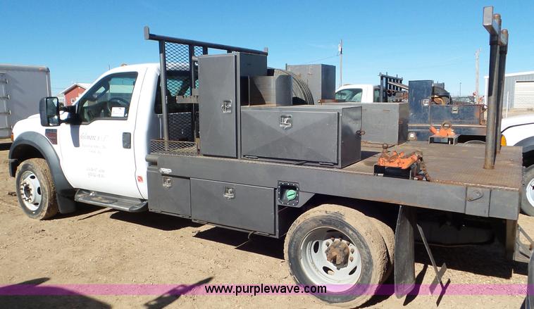 image for item K6996 2008 Ford F450 Super Duty flatbed truck