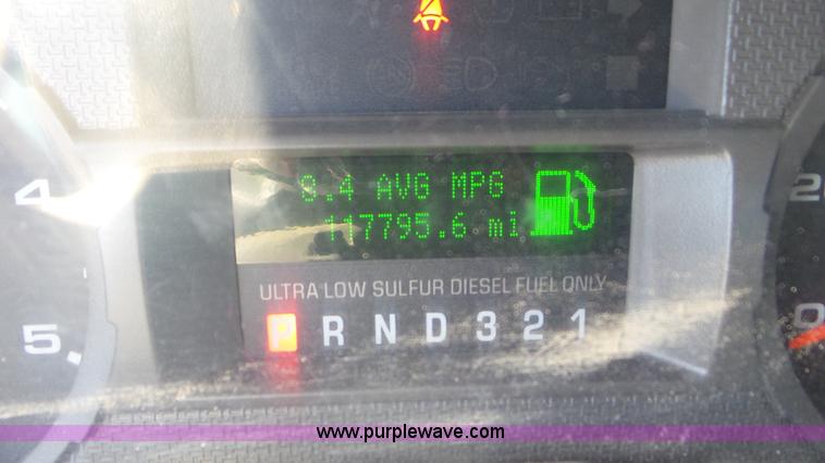 image for item K6996 2008 Ford F450 Super Duty flatbed truck