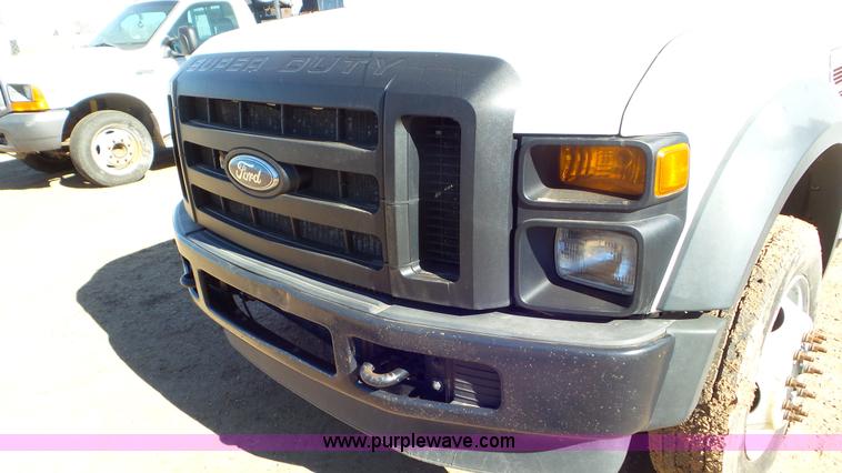 image for item K6996 2008 Ford F450 Super Duty flatbed truck