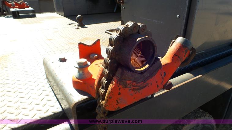 image for item K6996 2008 Ford F450 Super Duty flatbed truck