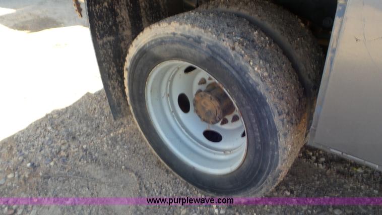 image for item K6996 2008 Ford F450 Super Duty flatbed truck