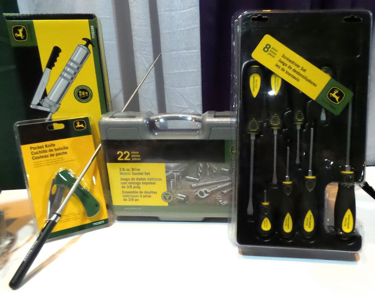 image for item BZ9041 John Deere Basket