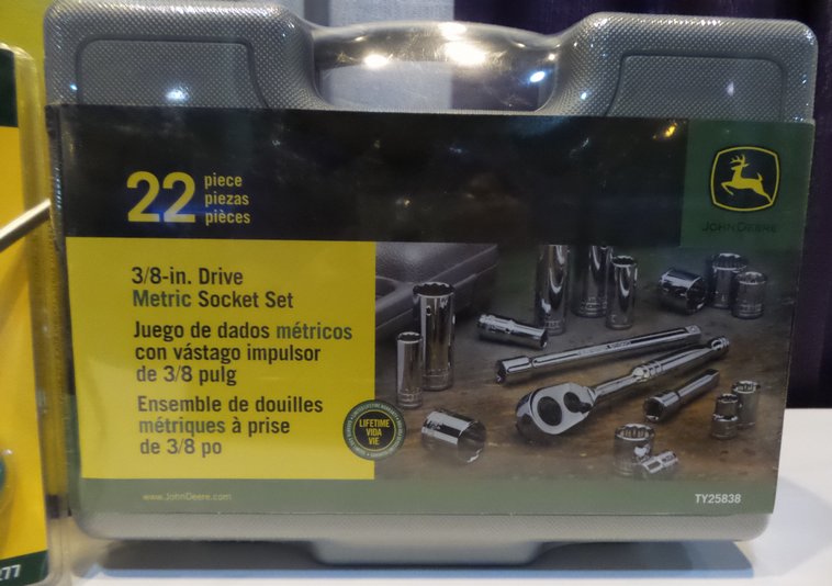 image for item BZ9041 John Deere Basket