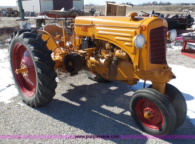 image for item AX9221 Minneapolis Moline RTU tractor