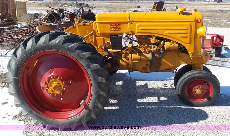 image for item AX9221 Minneapolis Moline RTU tractor