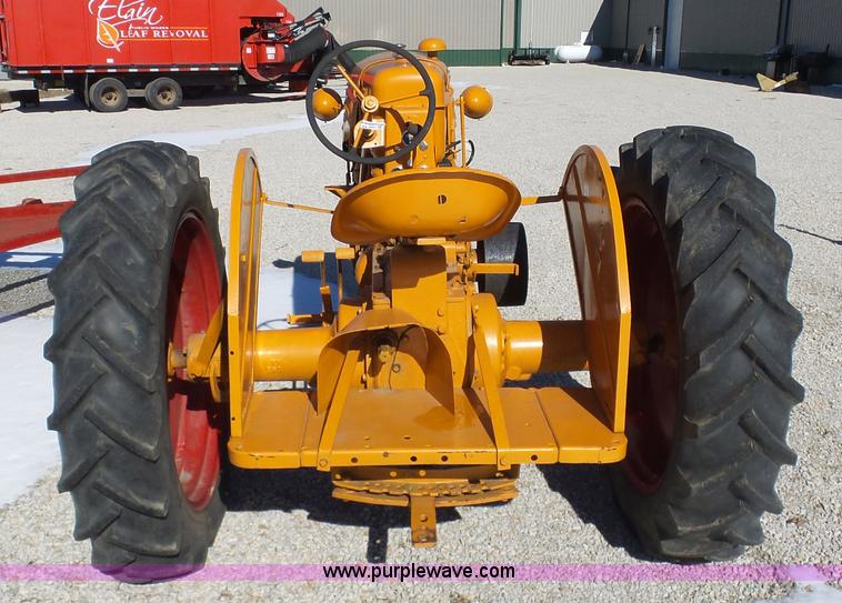 image for item AX9221 Minneapolis Moline RTU tractor