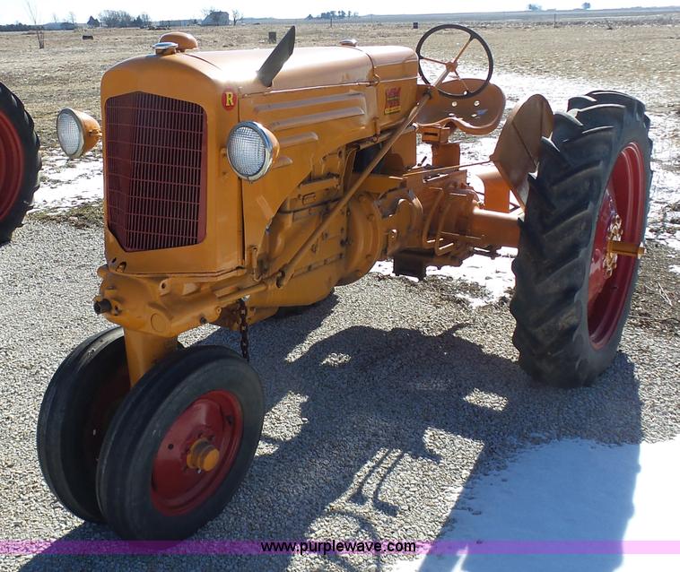 image for item AX9221 Minneapolis Moline RTU tractor