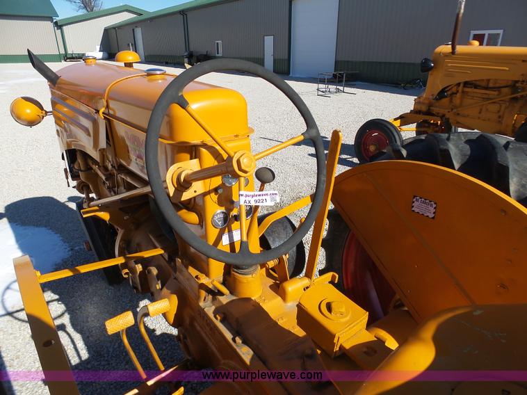 image for item AX9221 Minneapolis Moline RTU tractor