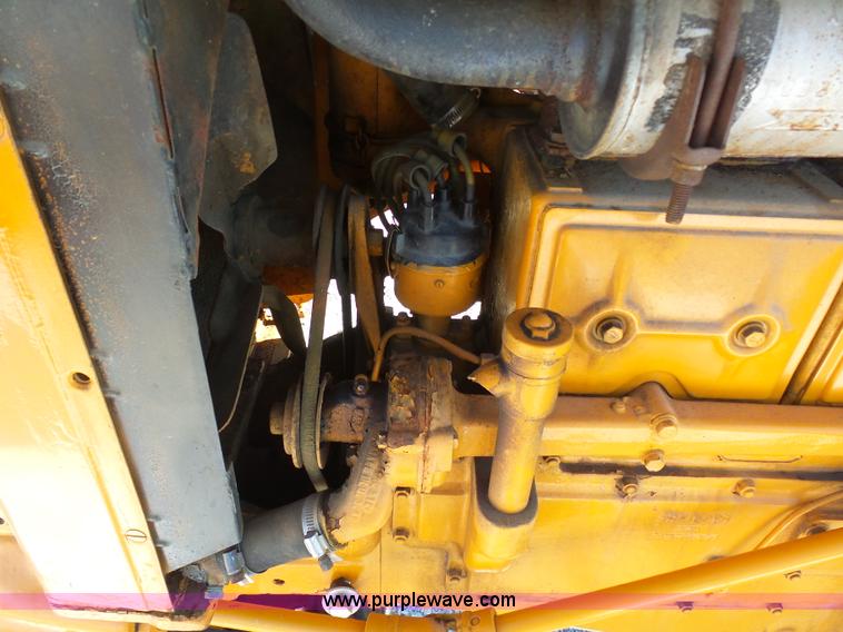 image for item AX9221 Minneapolis Moline RTU tractor