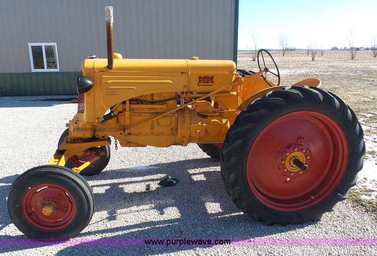 image for item AX9222 Minneapolis Moline EE tractor