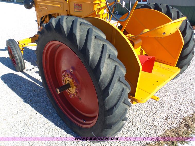 image for item AX9222 Minneapolis Moline EE tractor