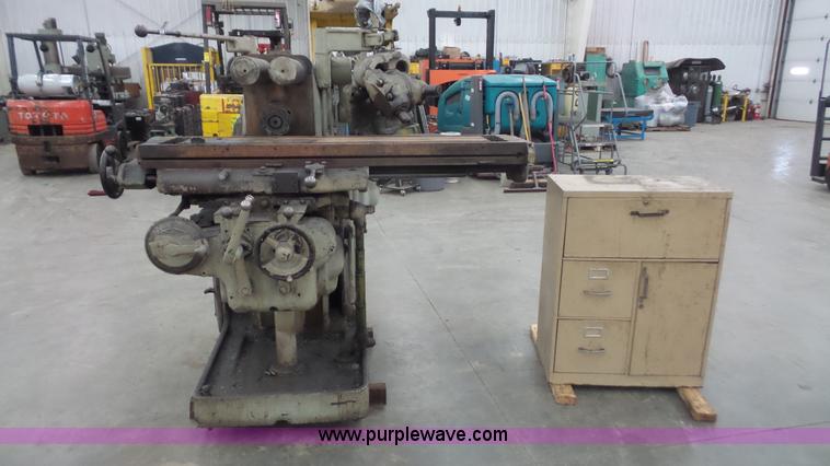 image for item BF9130 Milwaukee K milling machine