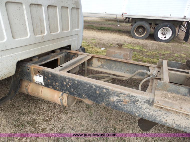 image for item BI9235 1989 GMC TopKick 7000 dump truck