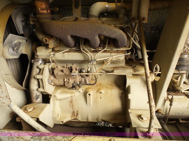 image for item BI9238 Sullivan D175 air compressor