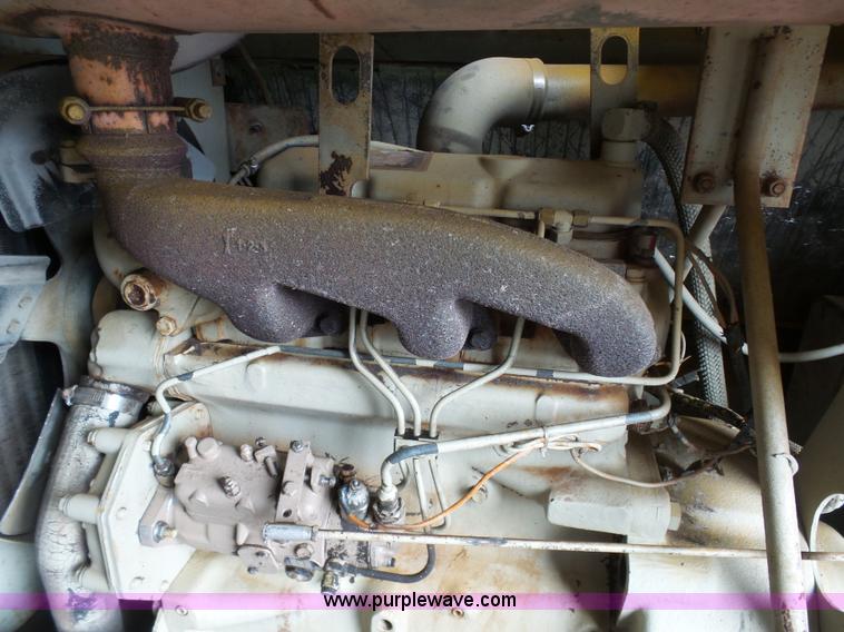 image for item BI9238 Sullivan D175 air compressor