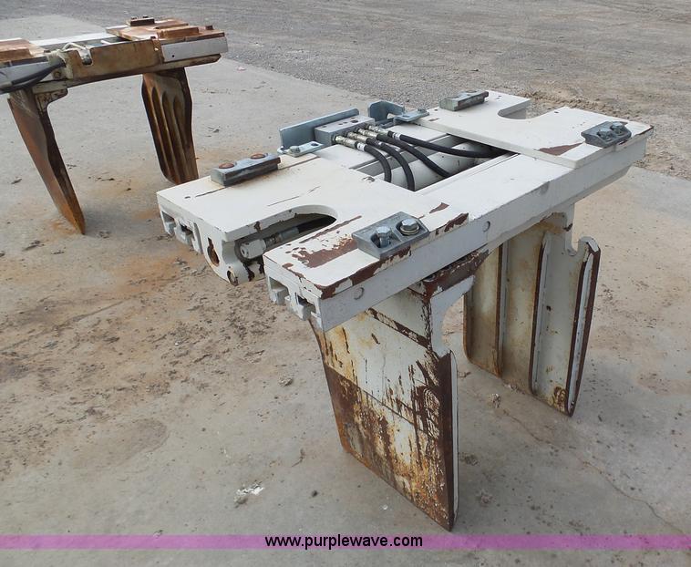 image for item BI9239 (4) forklift bale clamps