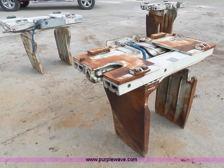image for item BI9239 (4) forklift bale clamps