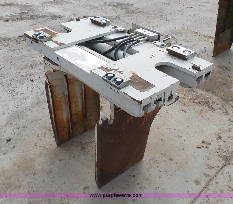 image for item BI9239 (4) forklift bale clamps