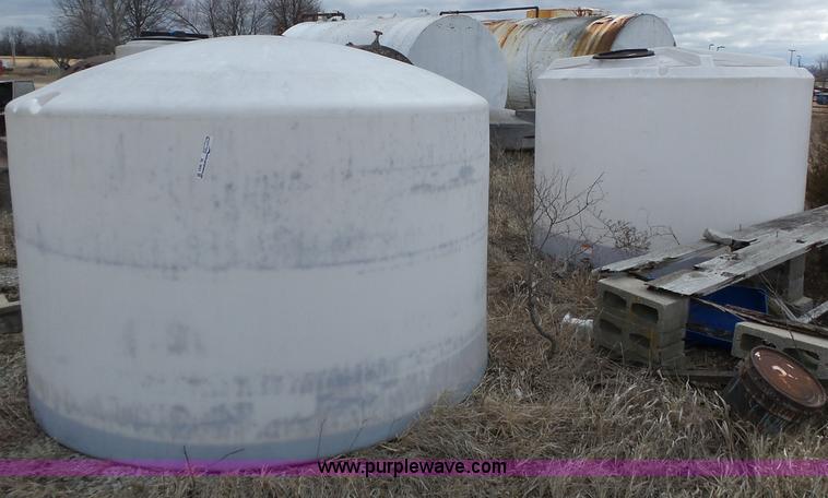 image for item BL9683 (3) poly tanks