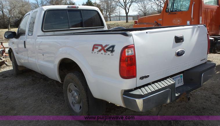 image for item BL9696 2006 Ford F250 Super Duty SuperCab pickup truck