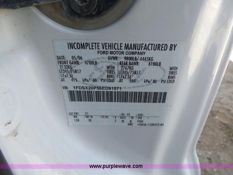 image for item BL9696 2006 Ford F250 Super Duty SuperCab pickup truck