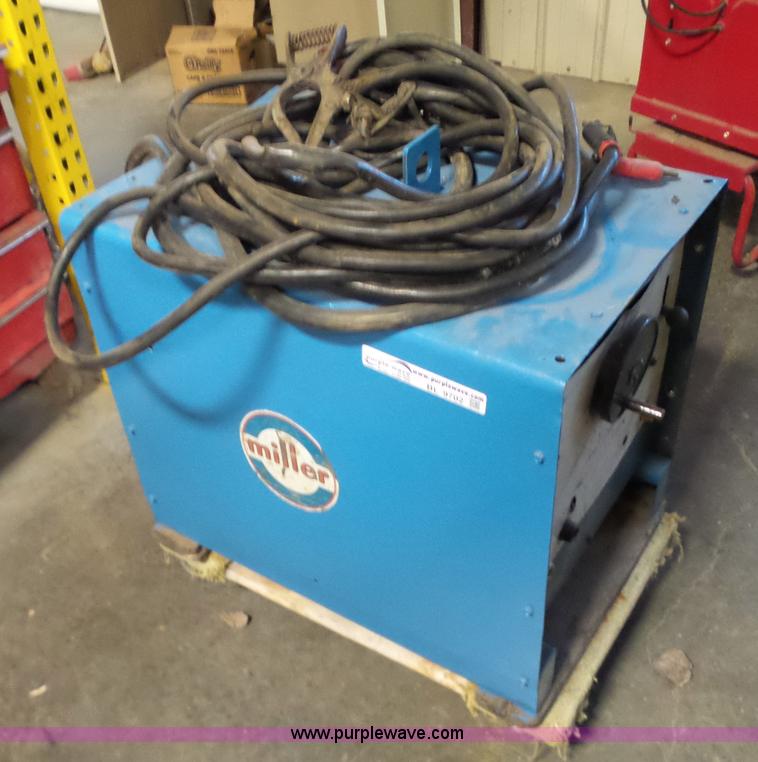 image for item BL9702 Miller AC/DC arc welder