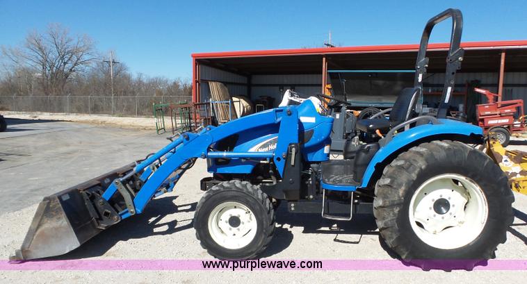 image for item BL9707 2003 New Holland TC40DA MFWD tractor