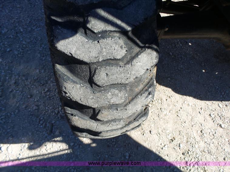 image for item BL9707 2003 New Holland TC40DA MFWD tractor