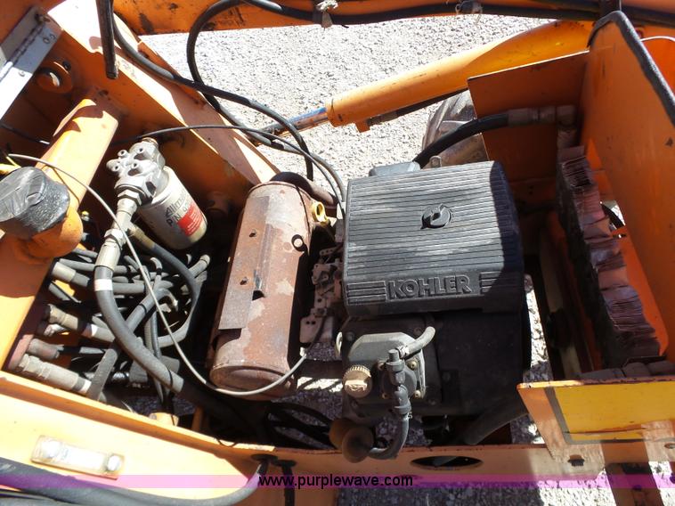 image for item BL9709 Allmand TLB325 backhoe