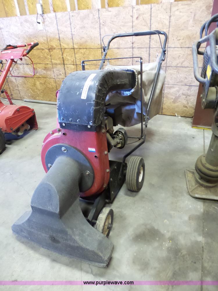 image for item BT9487 Billy Goat lawn leaf vacuum