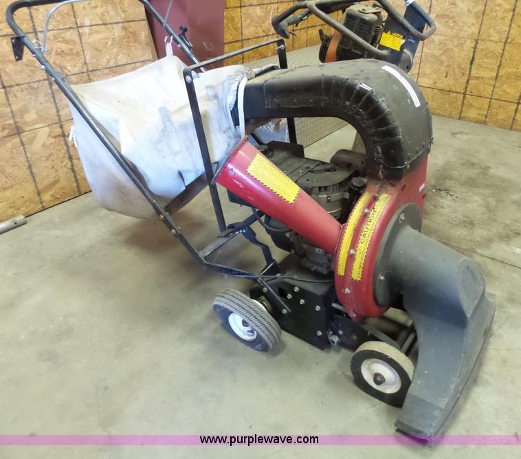 image for item BT9487 Billy Goat lawn leaf vacuum