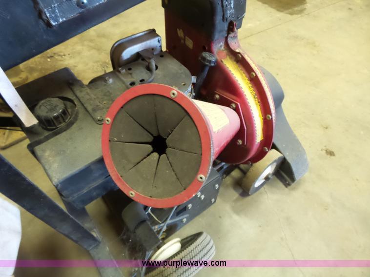 image for item BT9487 Billy Goat lawn leaf vacuum