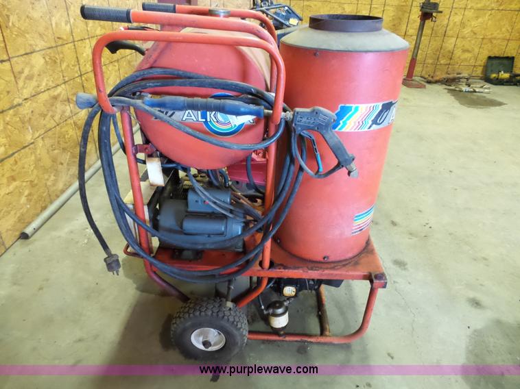 image for item BT9489 Alkota 3182 hot water pressure washer