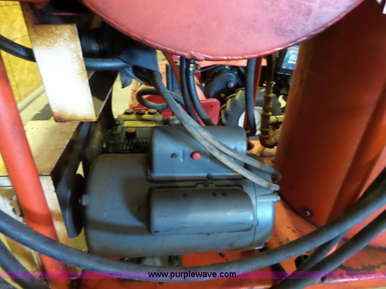 image for item BT9489 Alkota 3182 hot water pressure washer