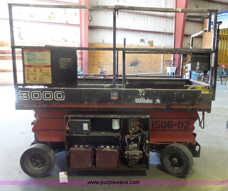 image for item BT9494 Economy Wildcat 3000 scissor lift