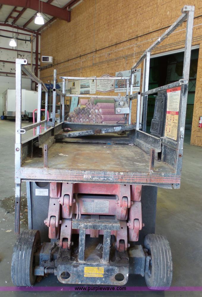 image for item BT9494 Economy Wildcat 3000 scissor lift