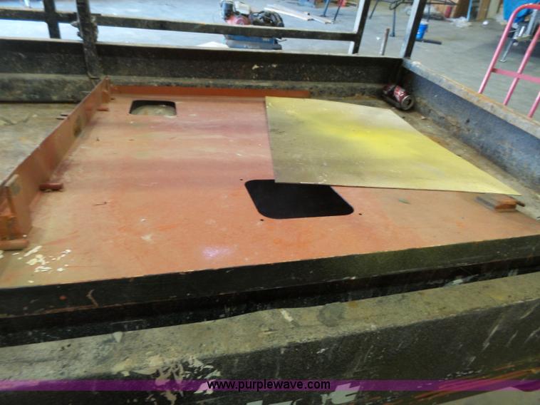 image for item BT9494 Economy Wildcat 3000 scissor lift