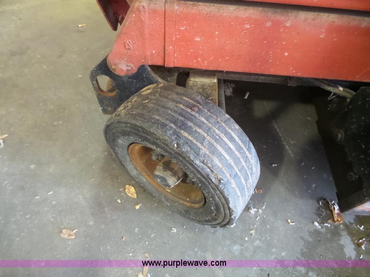 image for item BT9494 Economy Wildcat 3000 scissor lift