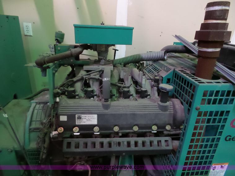 image for item BT9495 2000 Onan generator