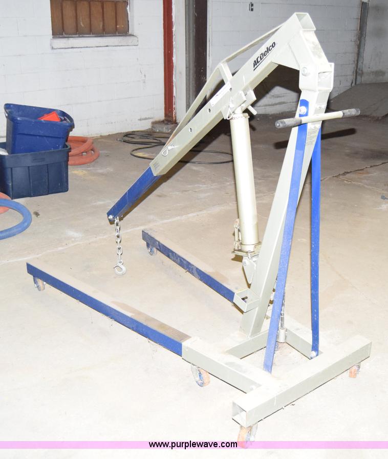 AC Delco engine hoist in Hutchinson, KS Item BW9333 sold Purple Wave