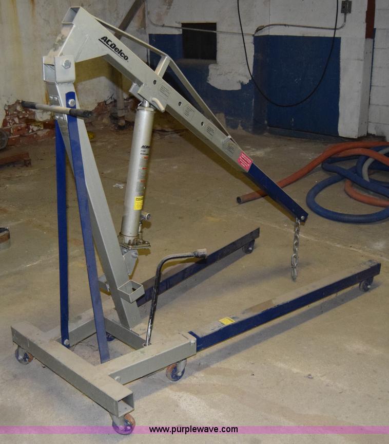 AC Delco engine hoist in Hutchinson, KS Item BW9333 sold Purple Wave