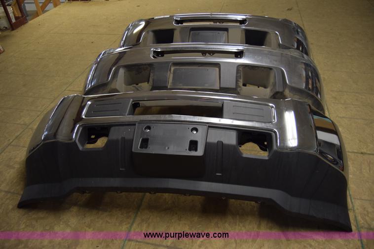 image for item BW9338 (3) Chevrolet HD front bumpers
