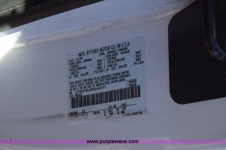 image for item BX9577 1999 Ford F150 SuperCab pickup truck