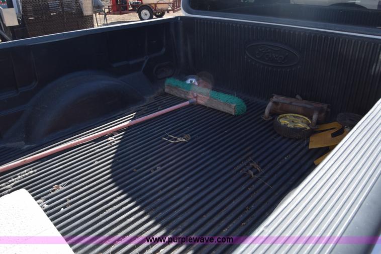 image for item BX9577 1999 Ford F150 SuperCab pickup truck