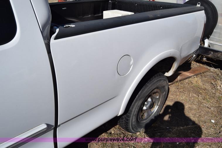 image for item BX9577 1999 Ford F150 SuperCab pickup truck