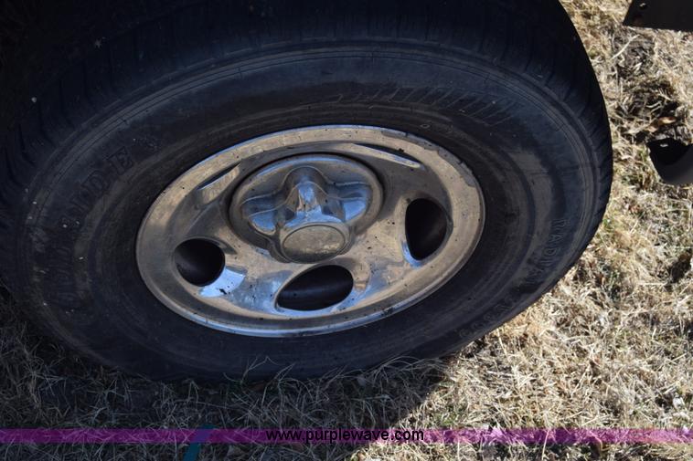 image for item BX9577 1999 Ford F150 SuperCab pickup truck