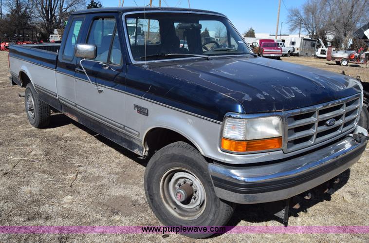 image for item BX9582 1993 Ford F250 HD XL SuperCab pickup truck