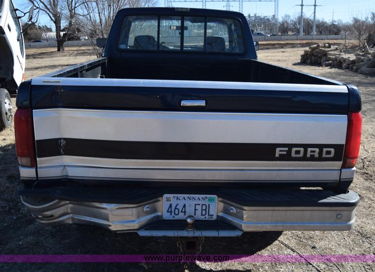 image for item BX9582 1993 Ford F250 HD XL SuperCab pickup truck